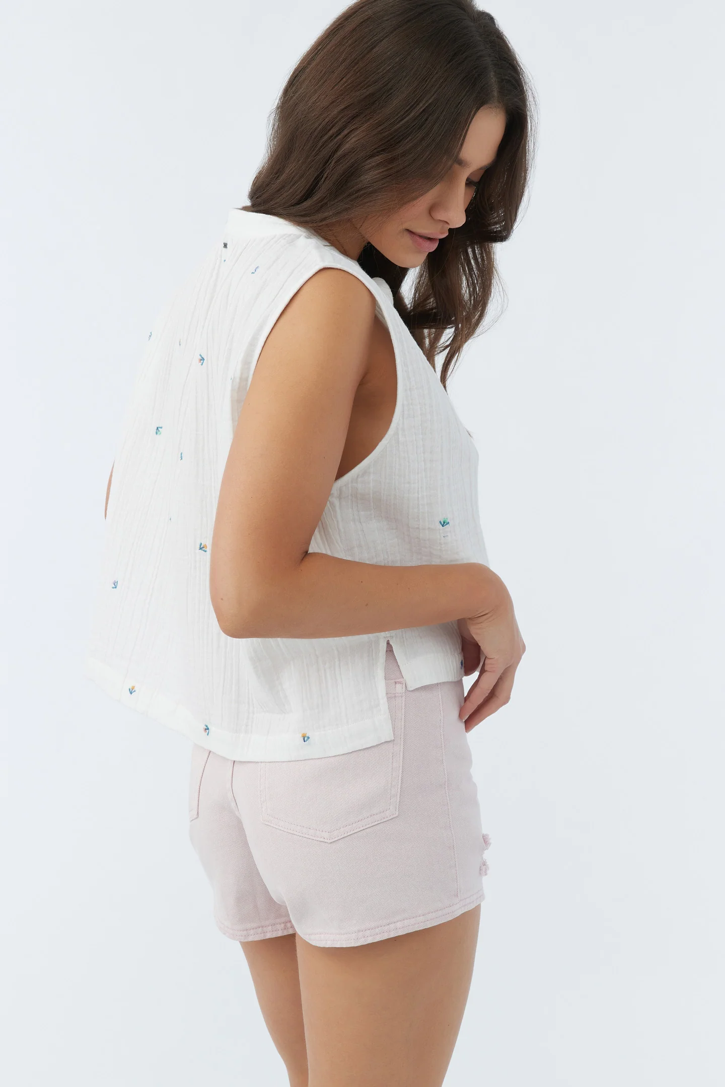 AARYA TANK TOP - Image 8