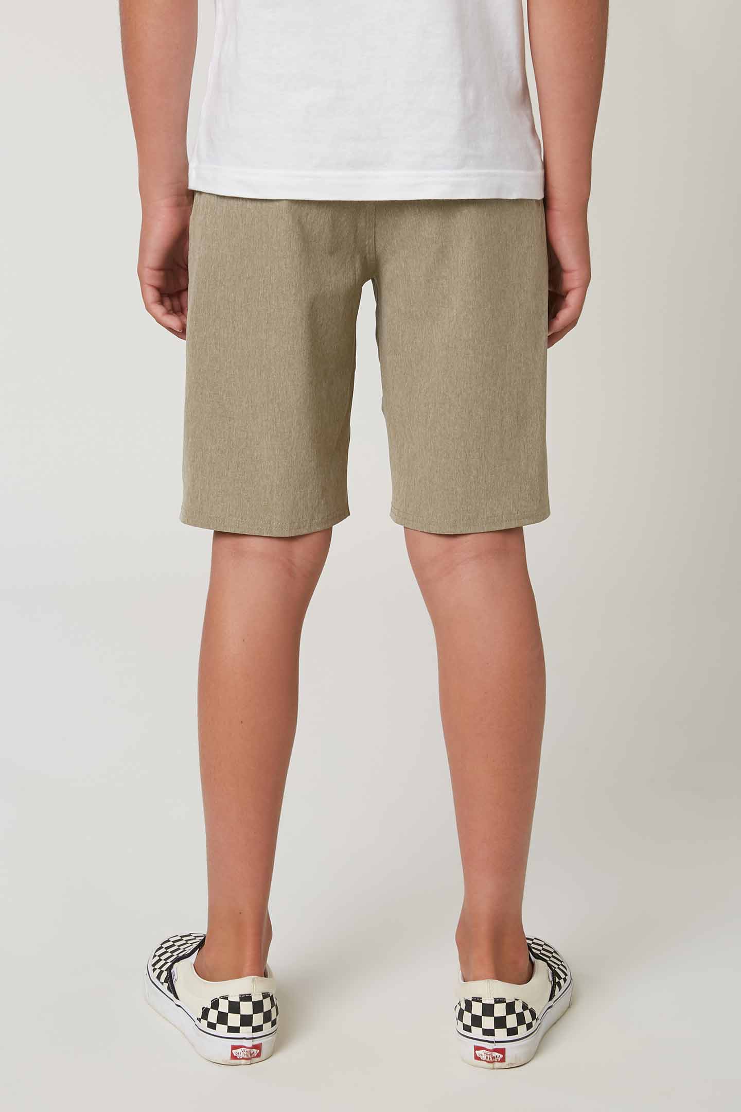BOY'S RESERVE HEATHER HYBRID SHORTS - Image 3