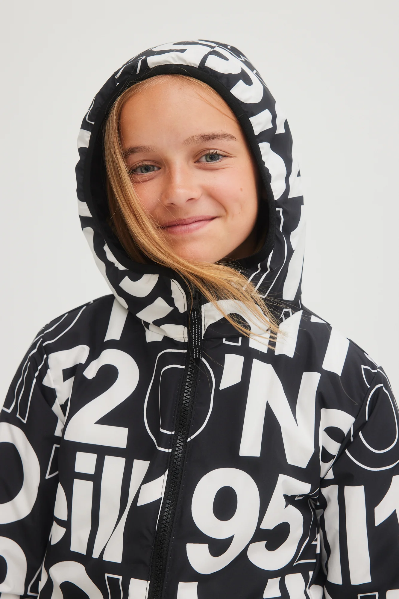 BTS REVERSIBLE JACKET - Image 8