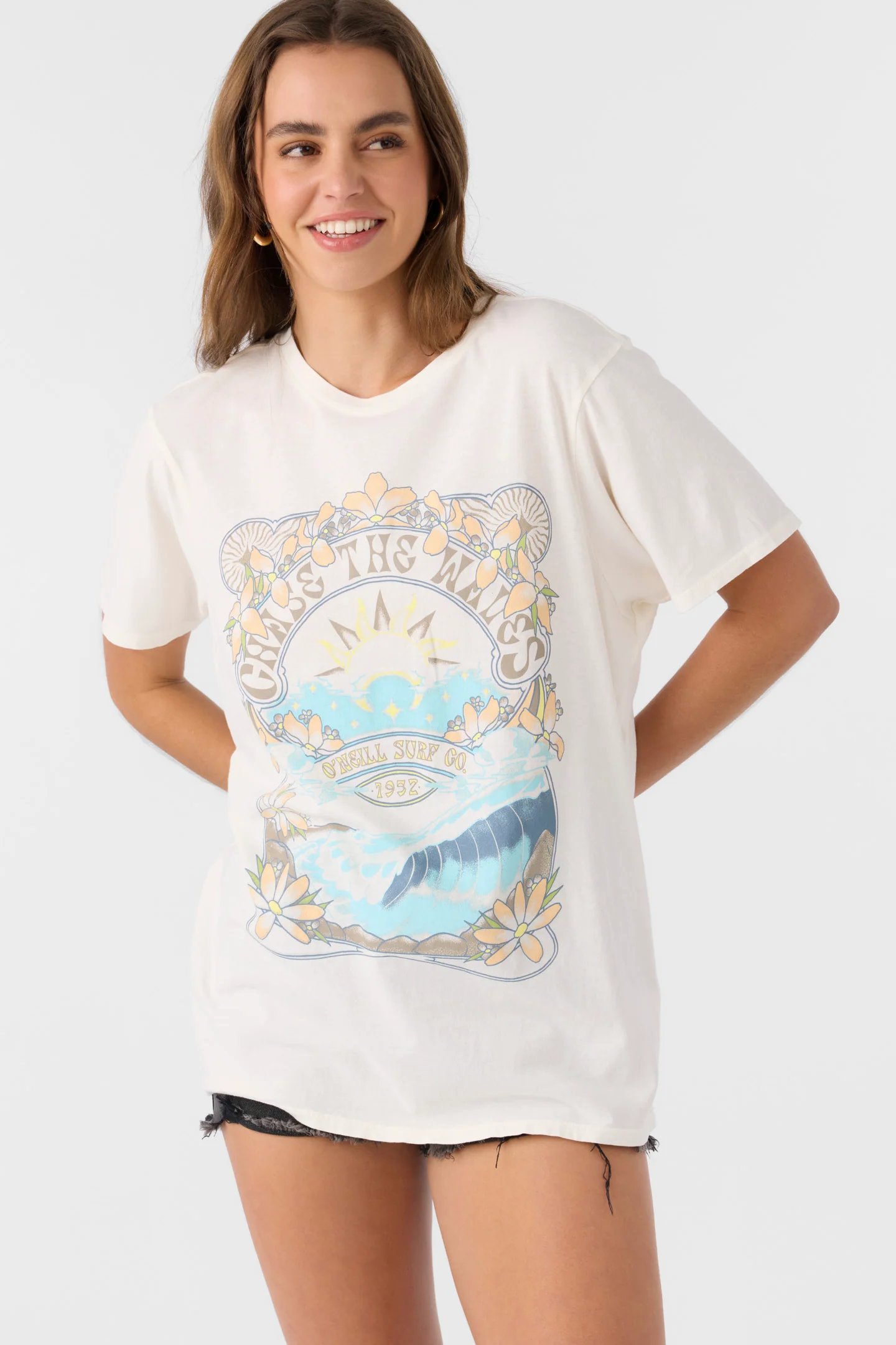 CHASE THE WAVES TEE - Image 3