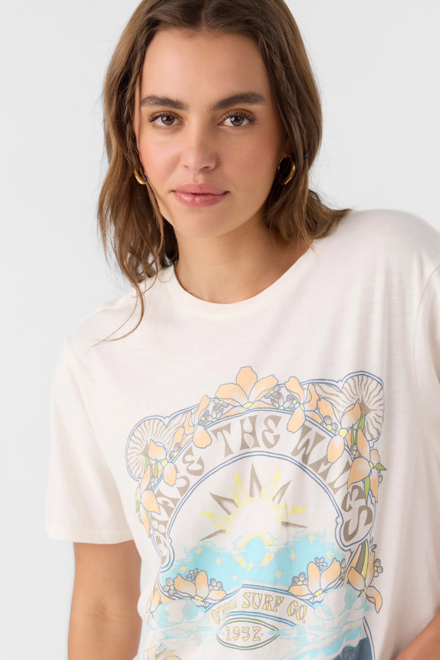 CHASE THE WAVES TEE - Image 5