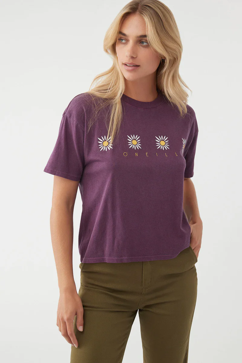 DANCING DAISY TEE
