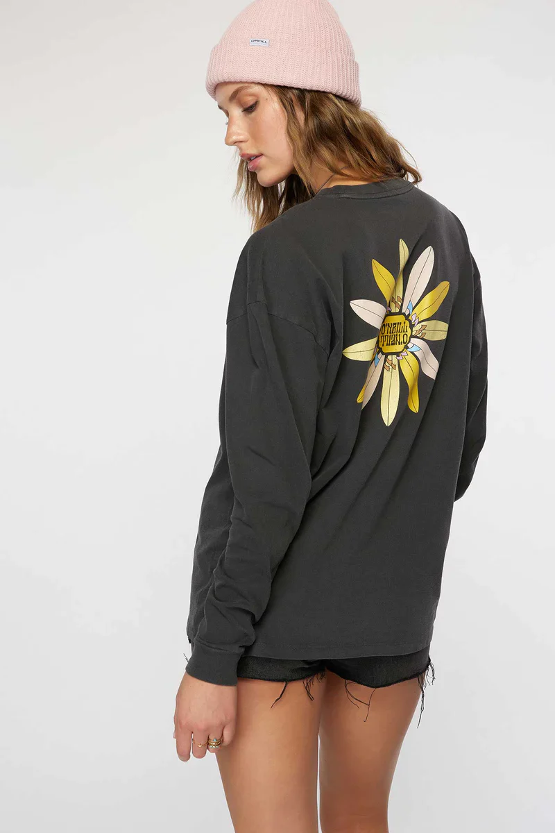 EASY BREEZY TEE - Image 7