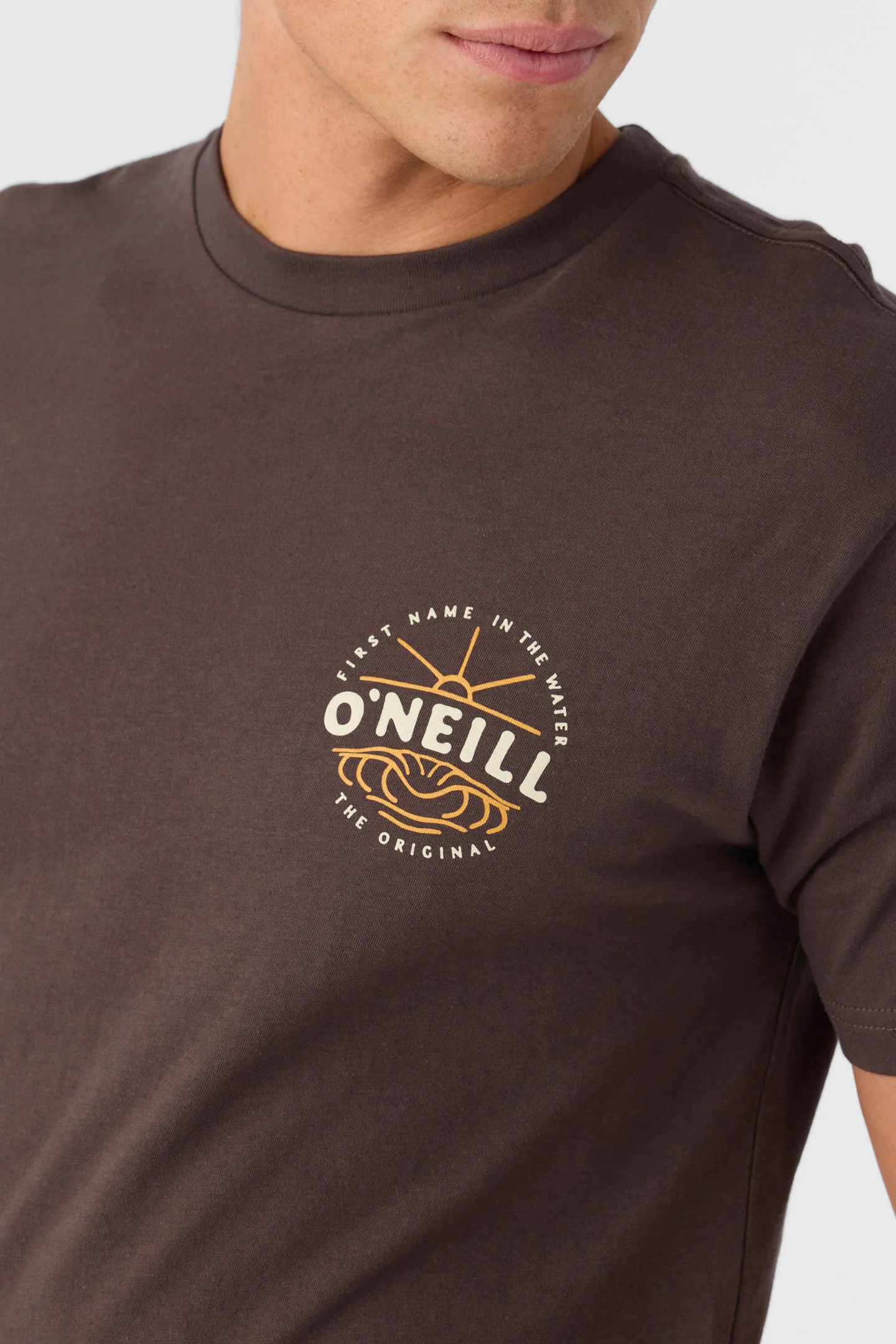 EMBOSSED TEE - Image 3
