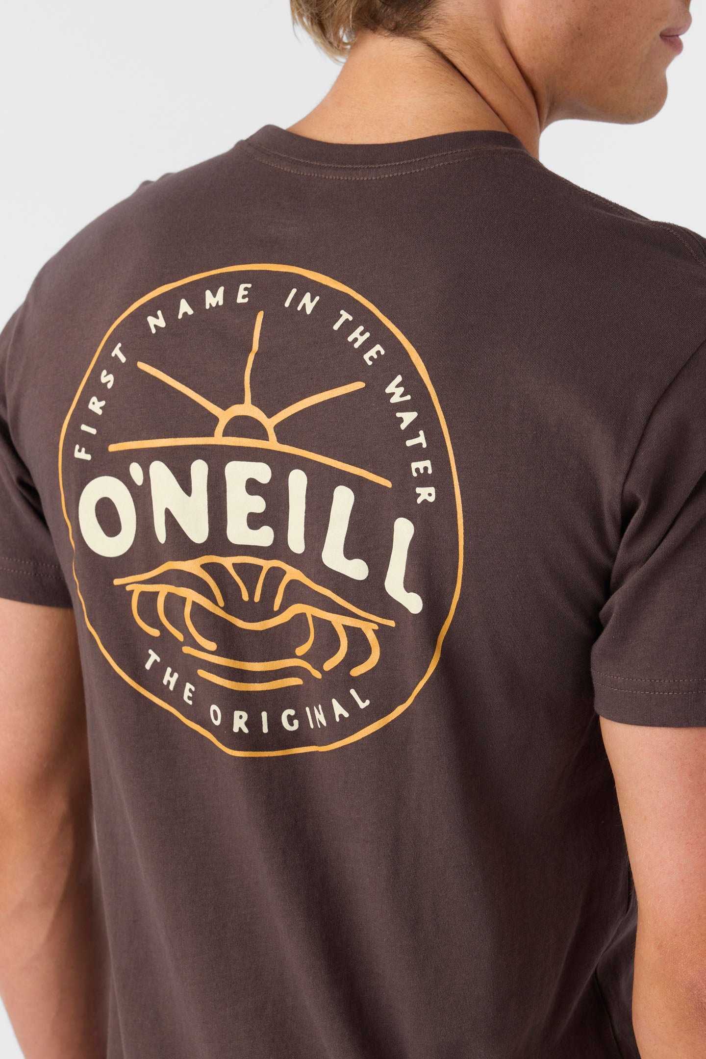 EMBOSSED TEE - Image 5