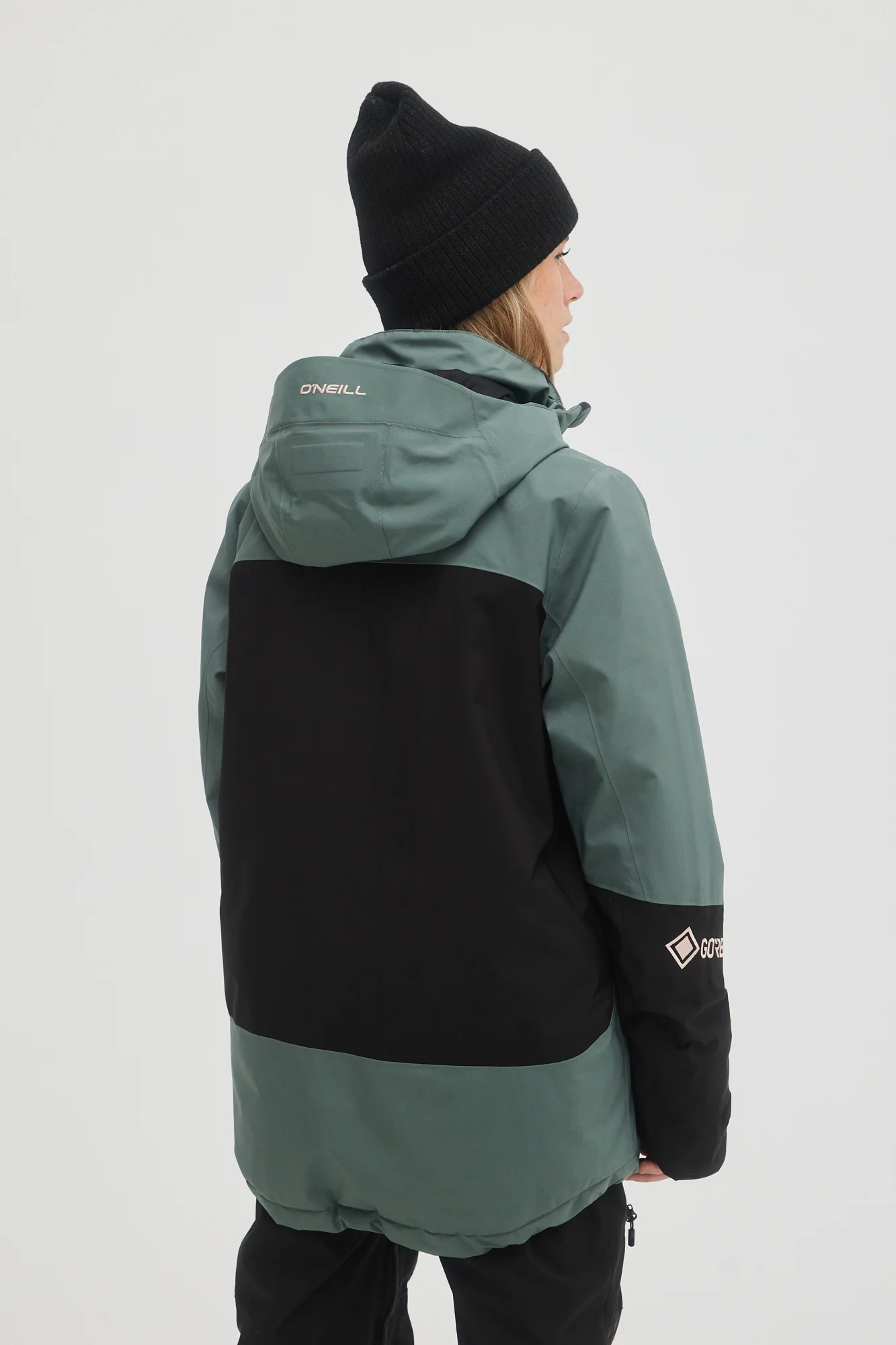GORE-TEX INSULATED JACKET - Image 3