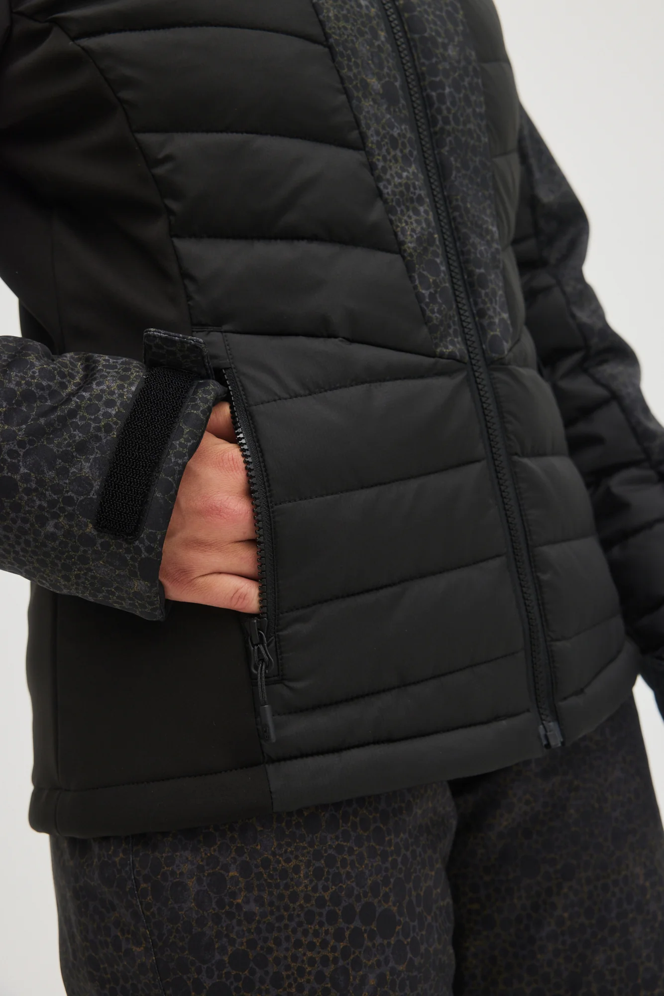 IGNEOUS JACKET - Image 6