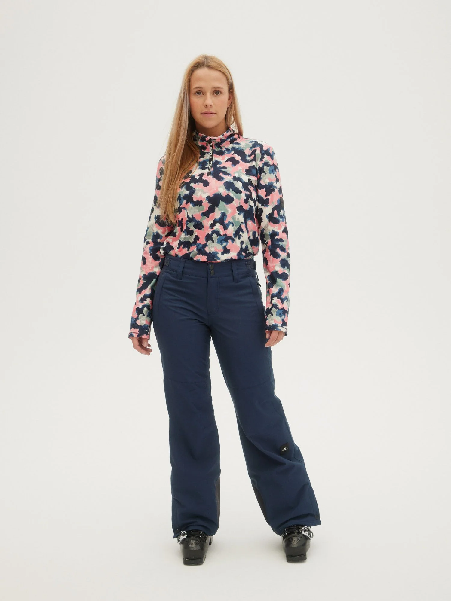 LADIES STAR SLIM PANTS - Image 5