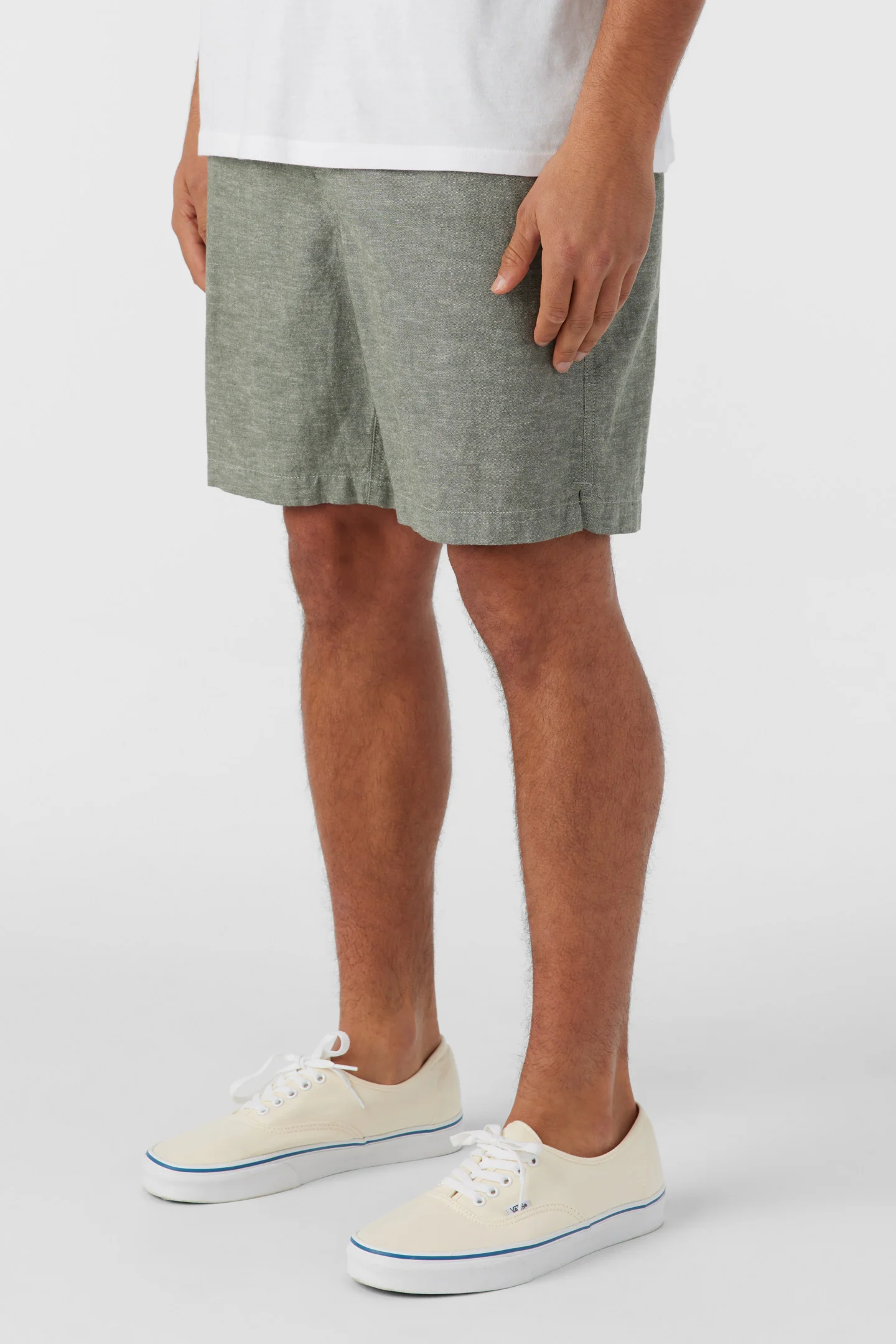 LOW KEY SOLID SHORT - Image 2