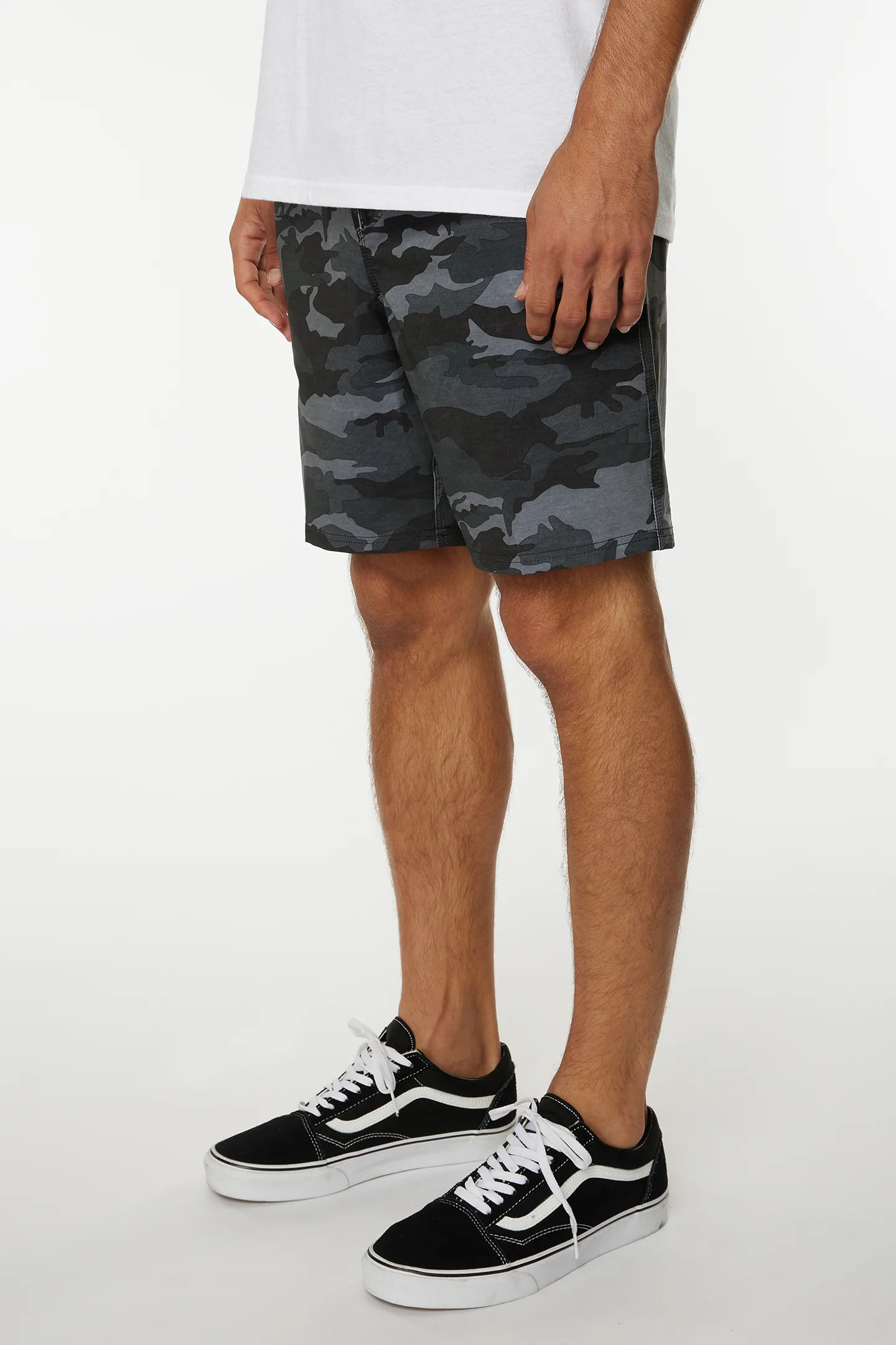 MENS RESERVE E-WAIST 18'' HYBRID SHORTS - Image 3