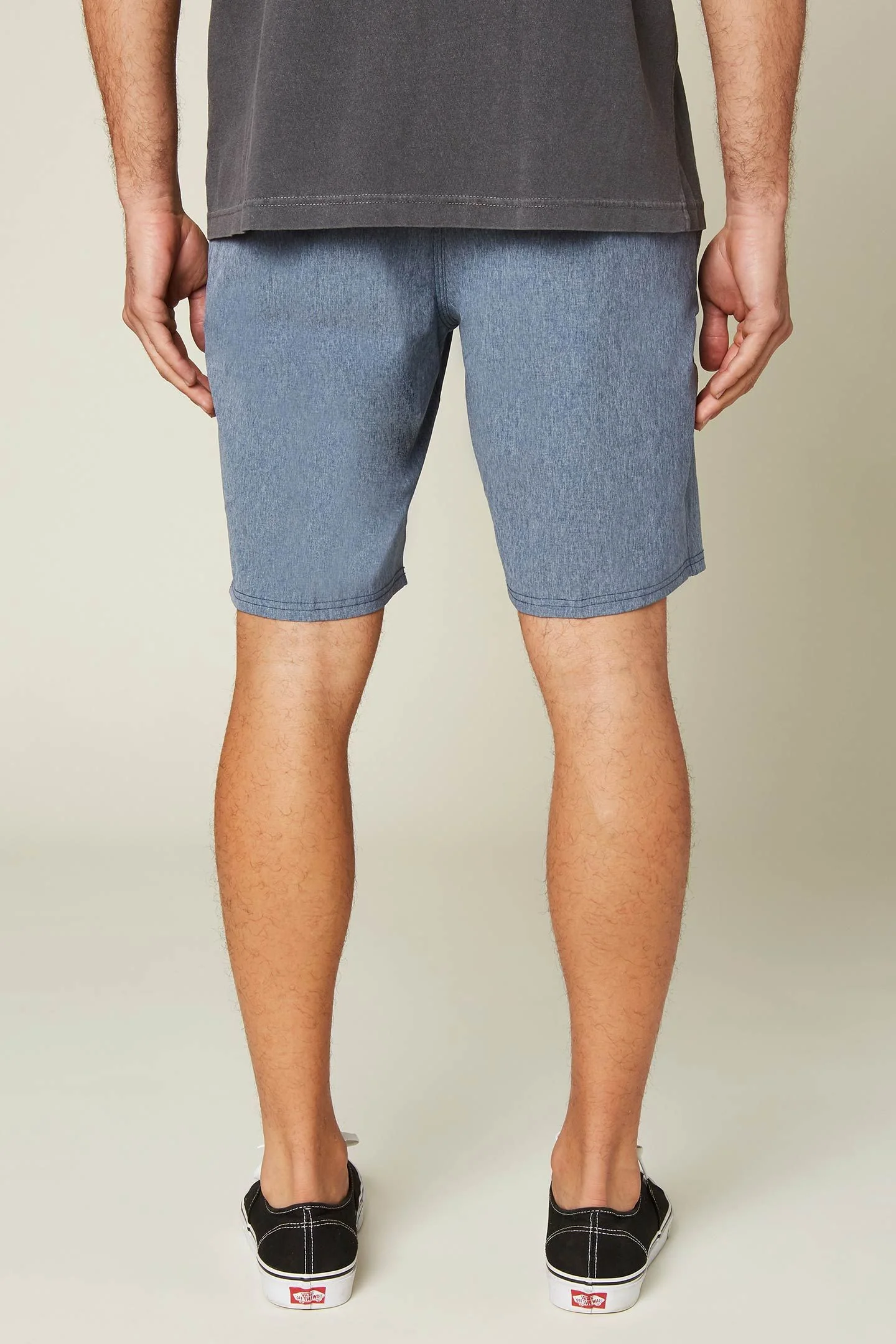 MENS RESERVE HEATHER 19" HYBRID SHORTS - Image 3