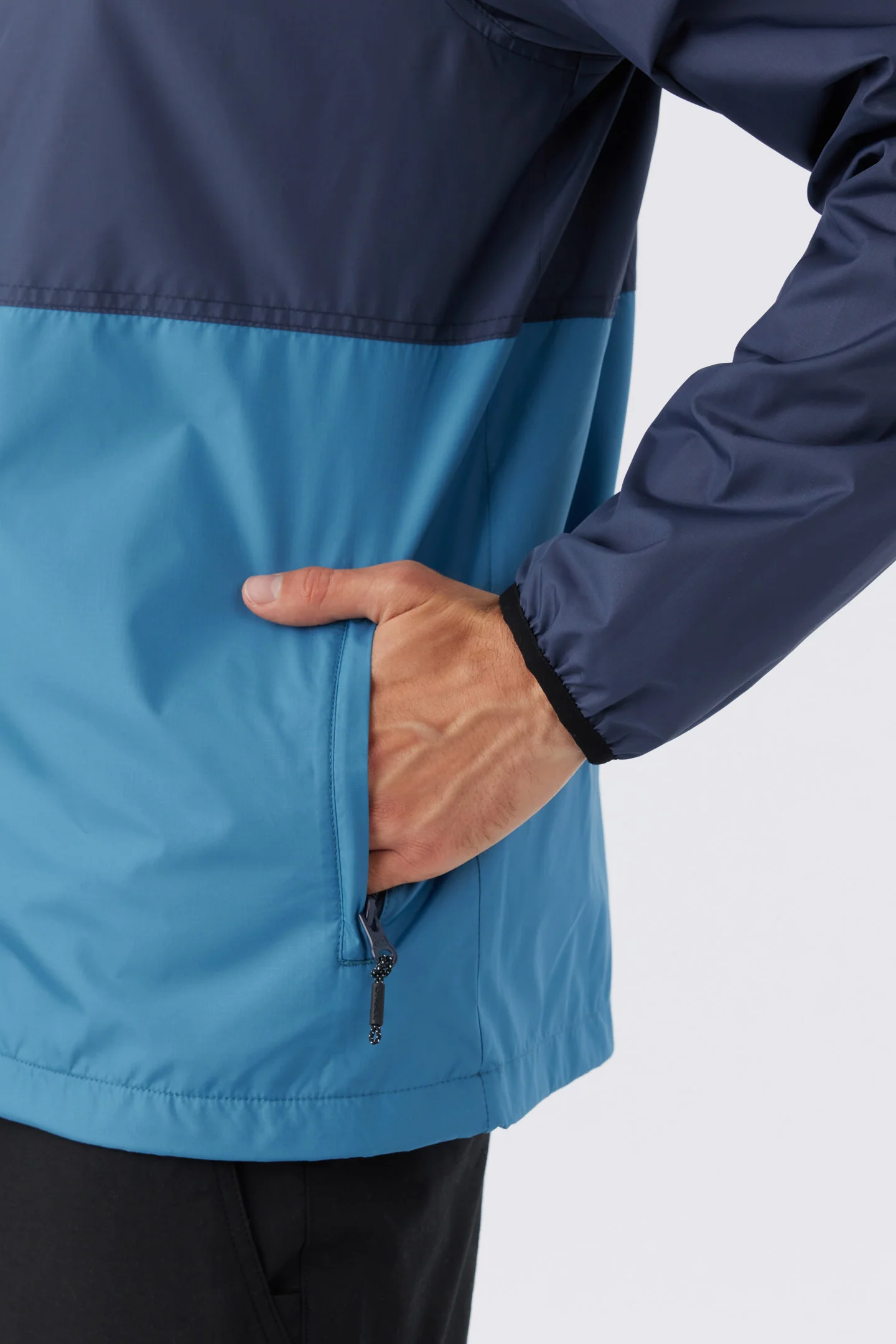 NOMADIC WINDBREAKER - Image 4