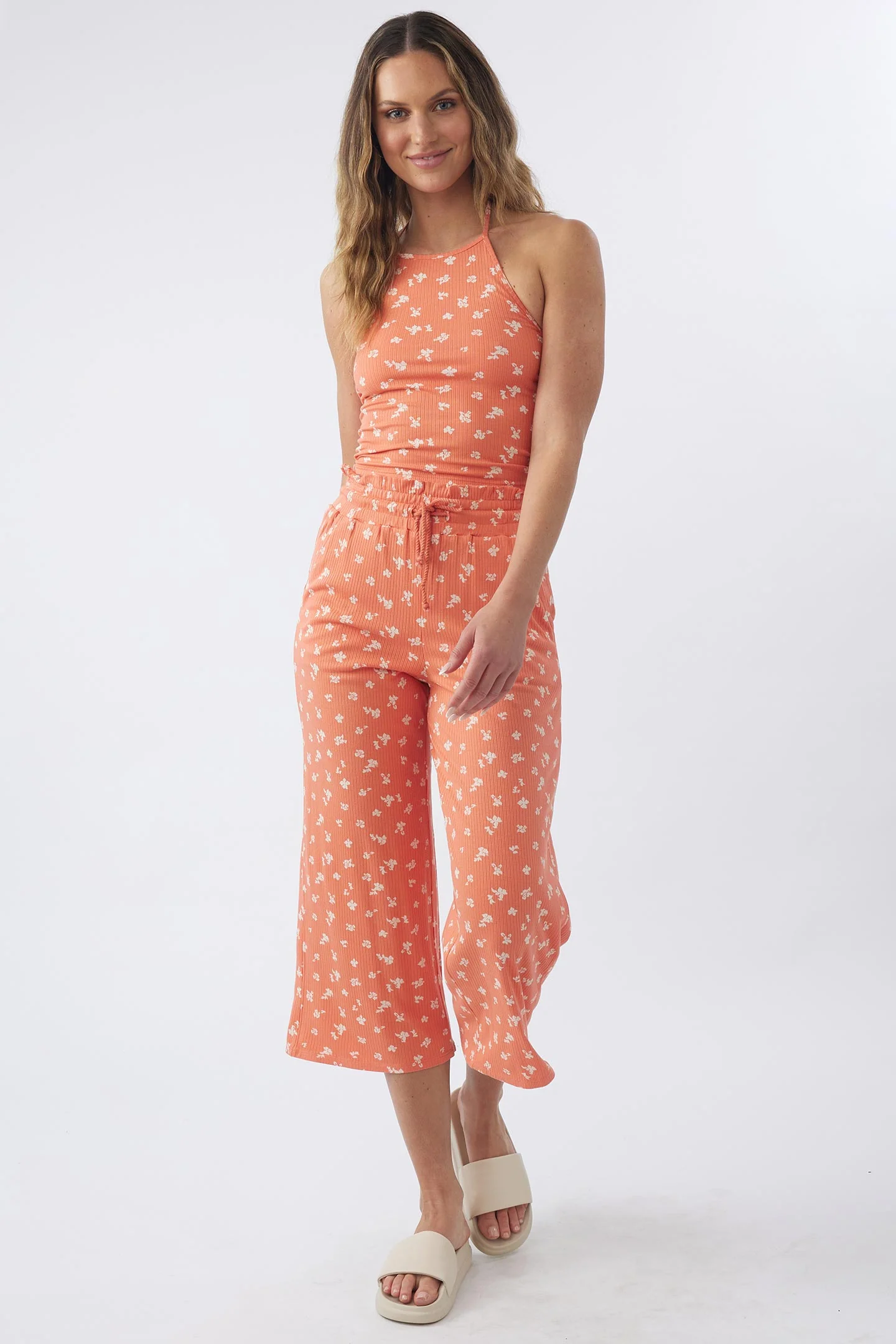 SEASHORE HALTER TOP