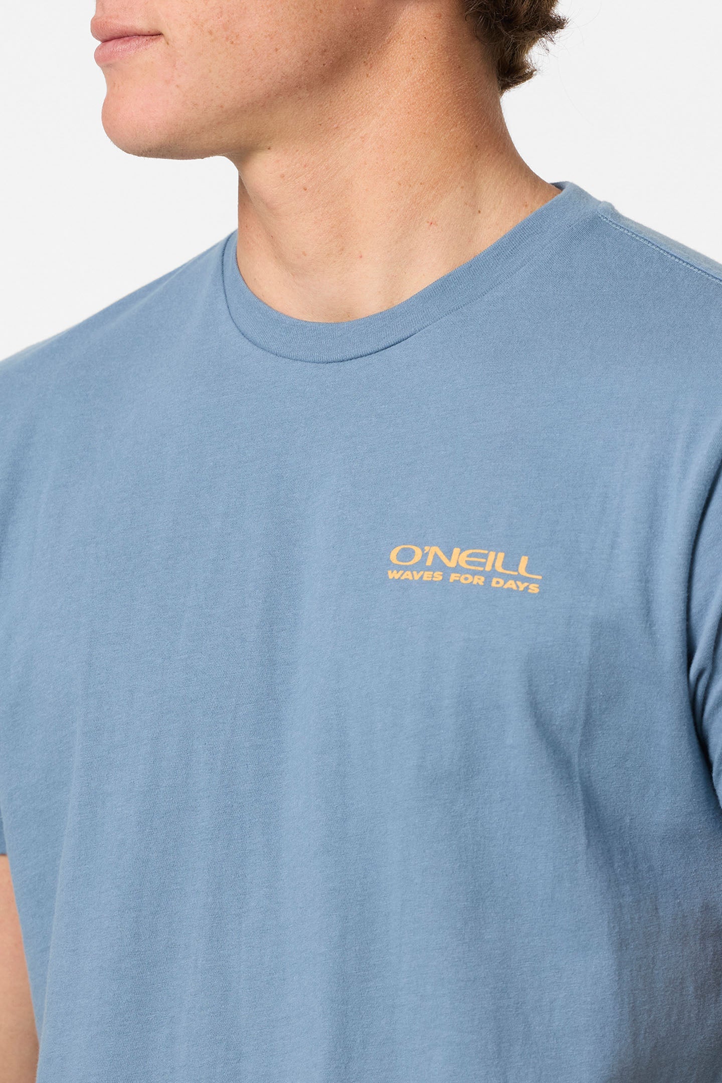 THE CAPTAIN TEE - Image 3