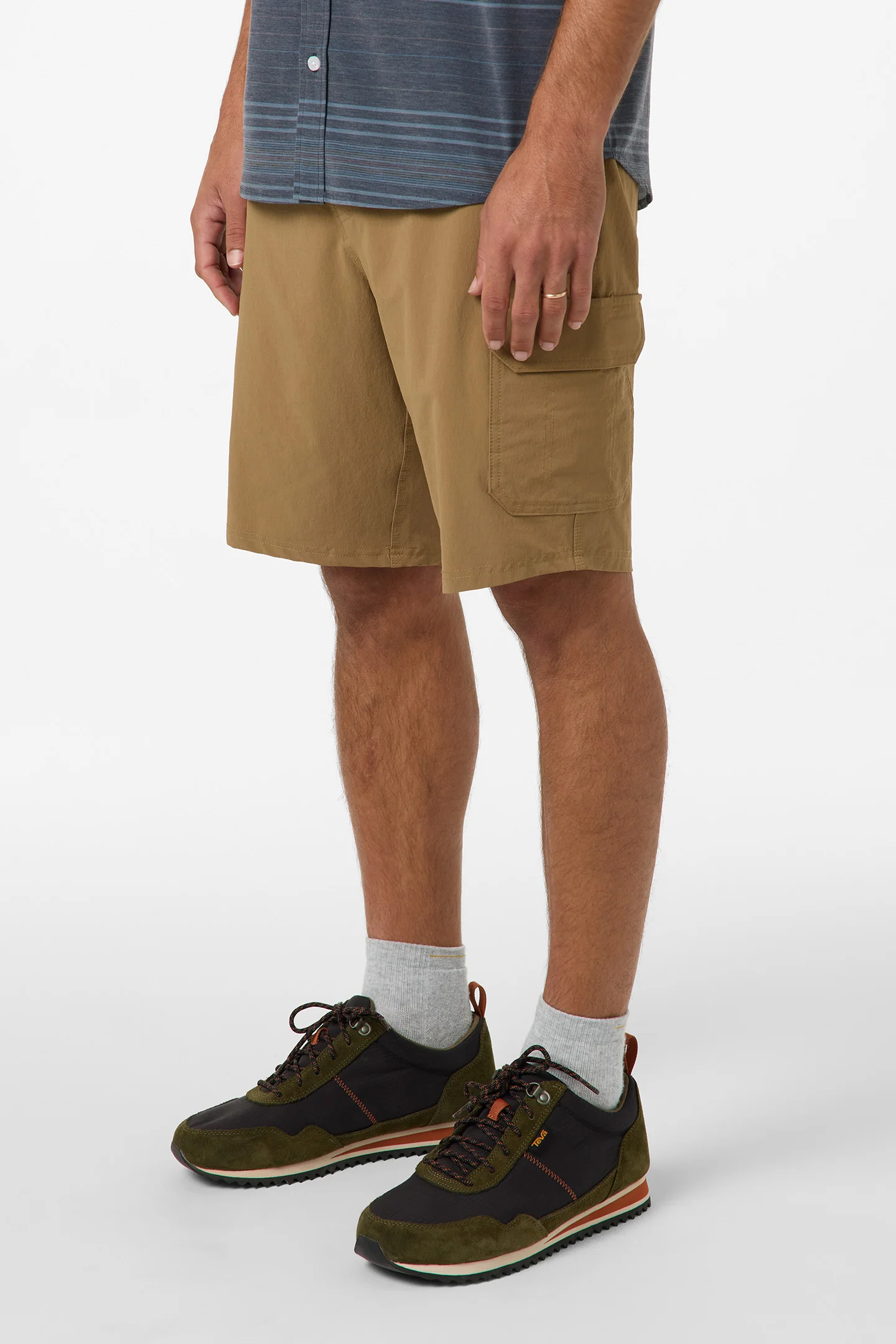 TRVLR CARGO HYBRID 20'' SHORT - Image 2