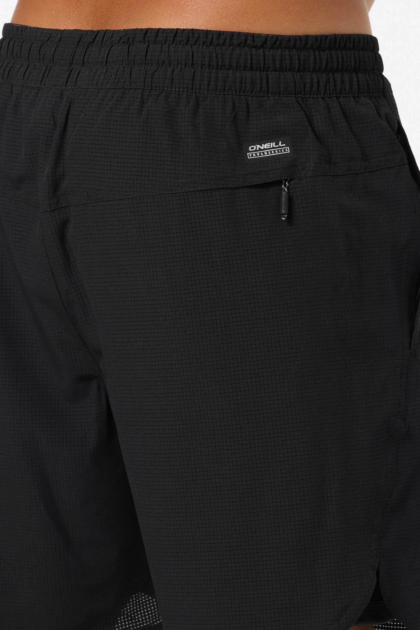 TRVLR TECH LINED HYBRID 17'' SHORT - Image 4