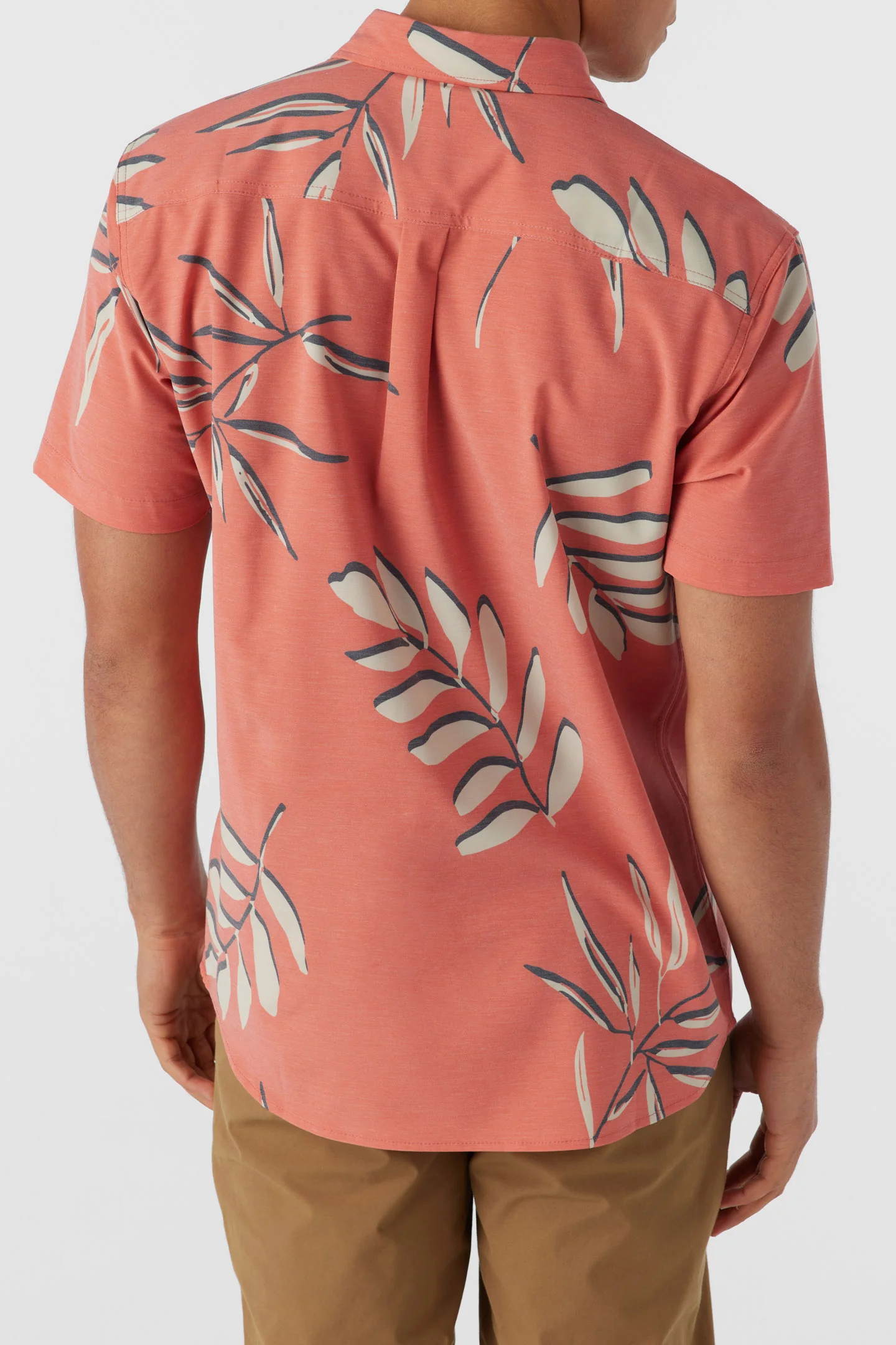 TRVLR UPF TRAVERSE SHORT SLEEVE - Image 4