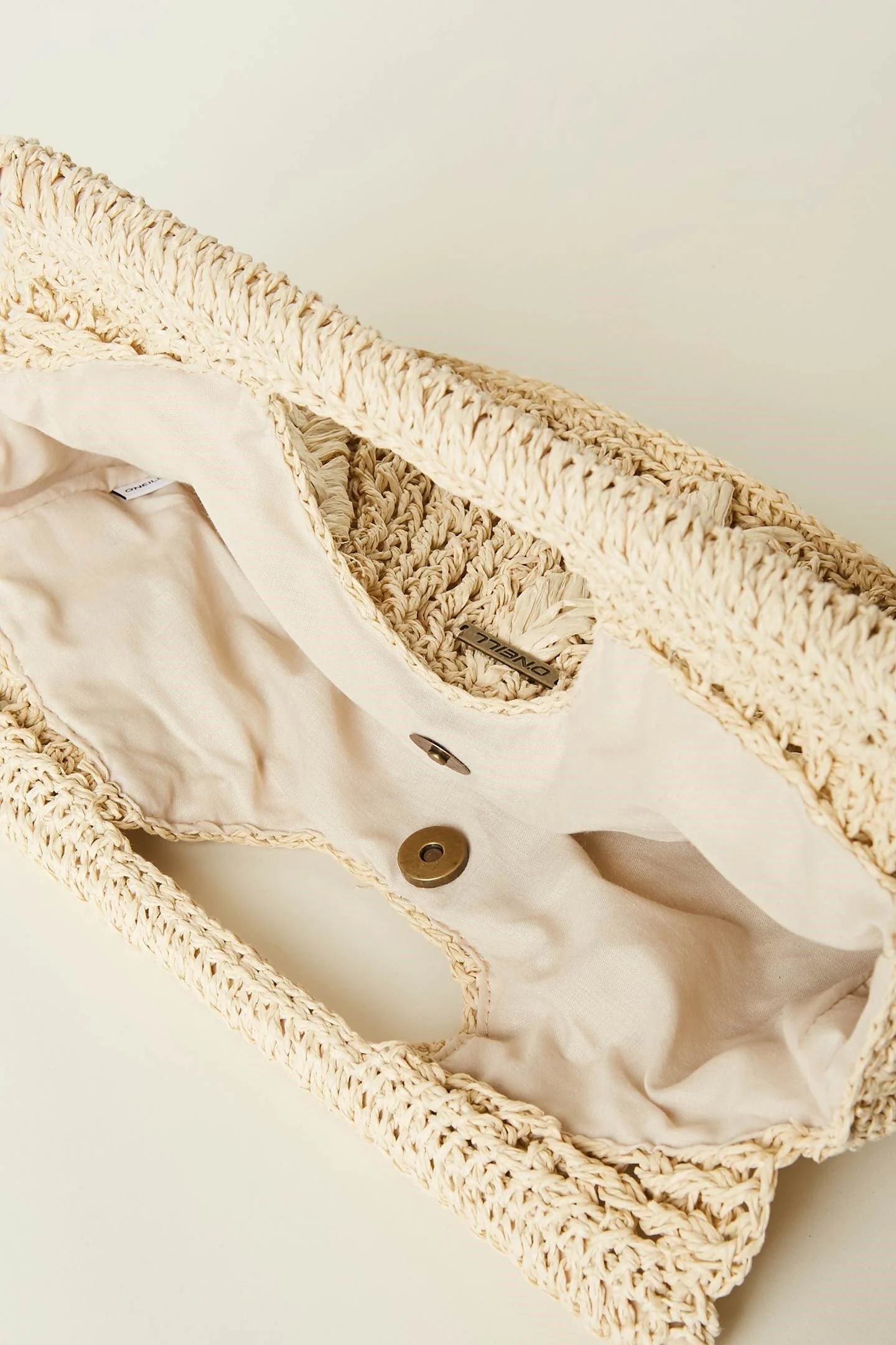 VICES - Image 3