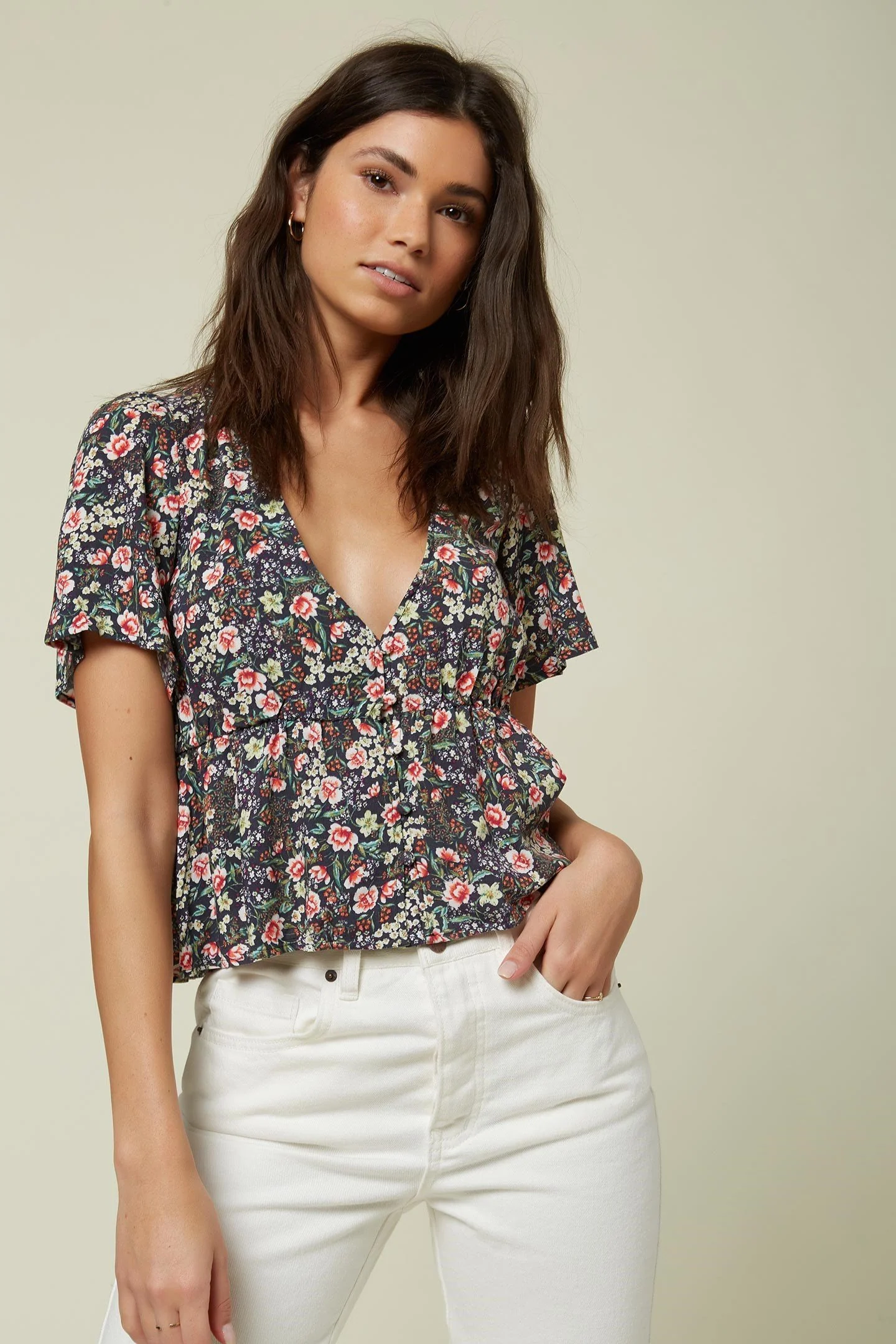 WES FLORAL - Image 3