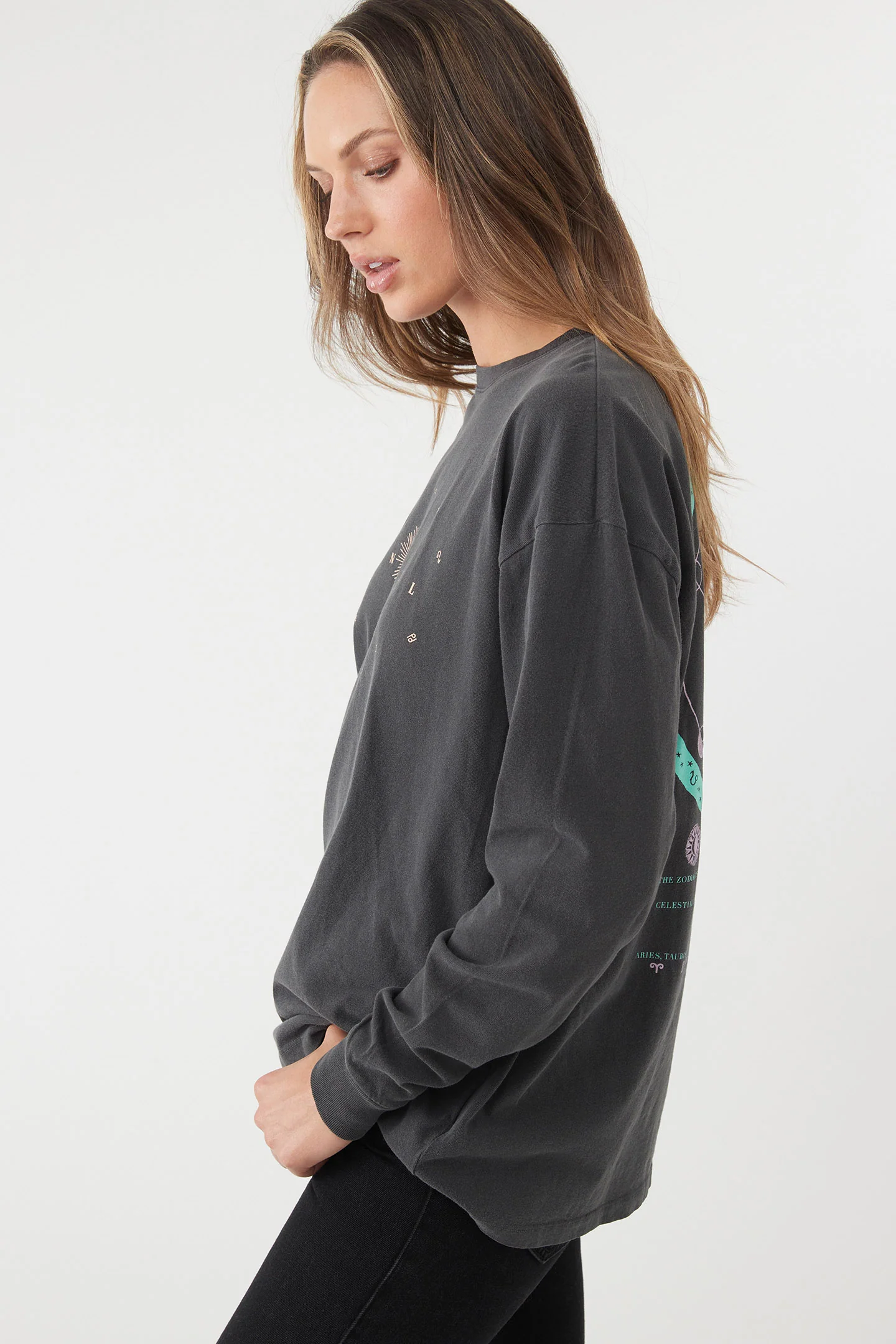 WHATS YOUR SIGN TEE - Image 4